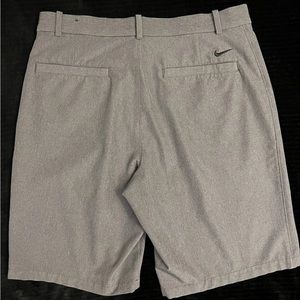 Nike Golf Chino Performance Shorts Men Size 32 M gray